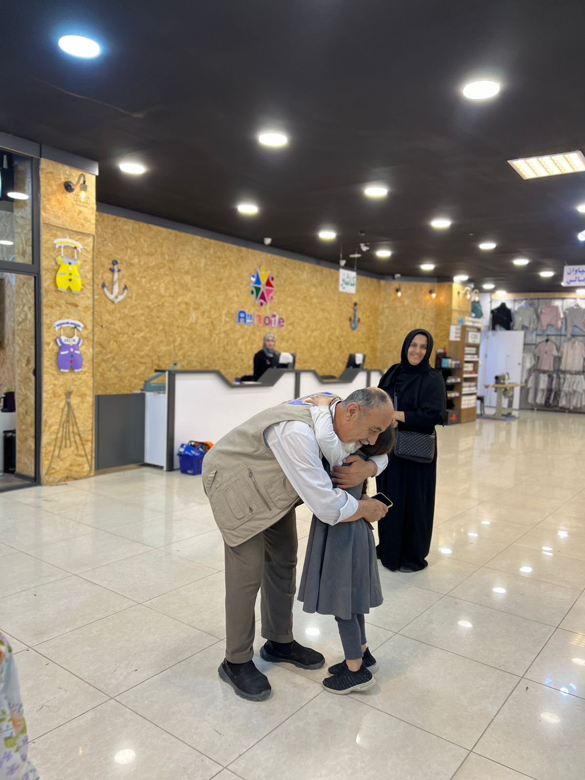 Nazya Humanitarian Aid distributing Eid clothes and gifts to children and families in need in Kurdistan
