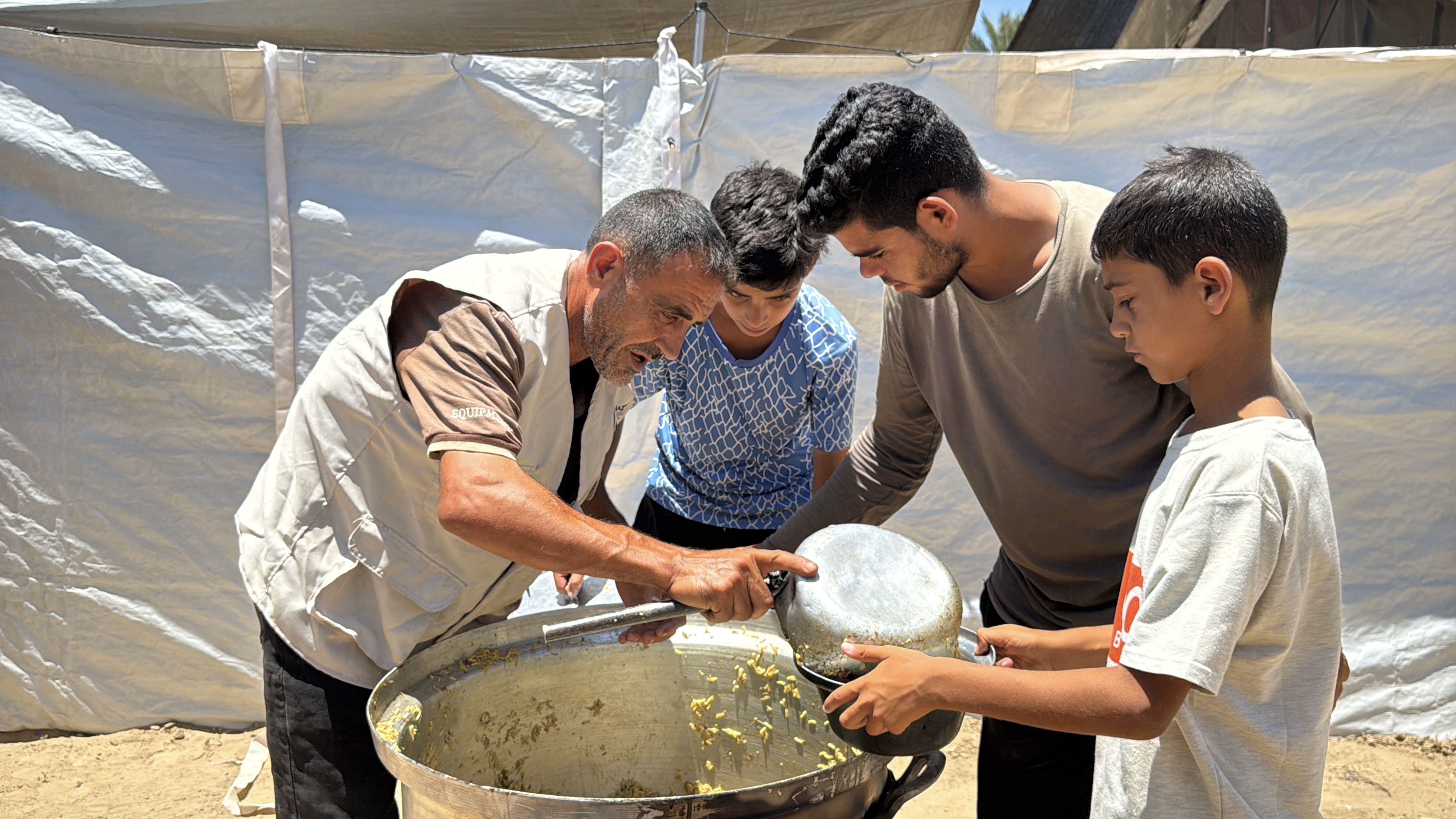 Nazya Humanitarian Aid food aid distribution for Palestinian families | delivering groceries, bread and essential food supplies to people in need in Palestine